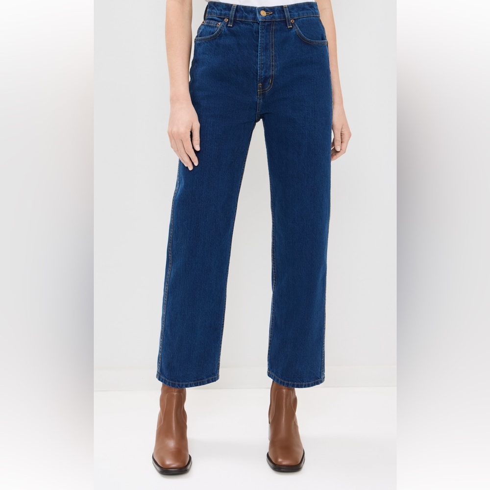 B SIDES PLEIN STRAIGHT JEANS SIZE 26 - LIKE NEW